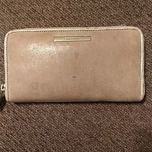 Brahmin Wallet